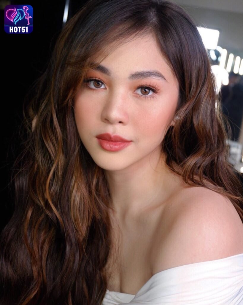 Janella Salvador.hot51live