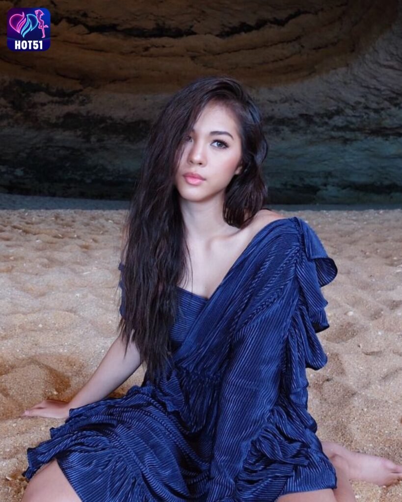 Janella Salvador.hot51live