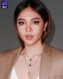 Read more about the article Beautiful Stunning Larawan ni Janella Salvador sa HOT51