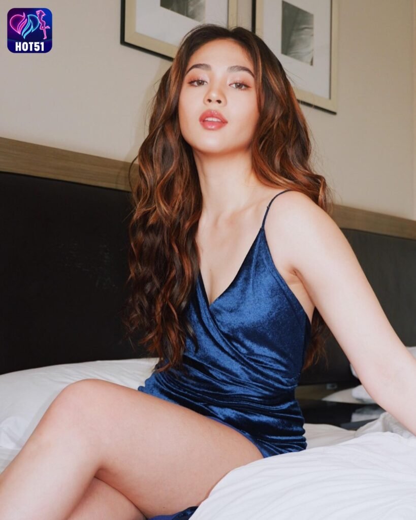 Janella Salvador.hot51live