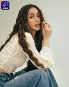 Read more about the article Beautiful Julia Barretto Stunning Photos on HOT51 Platform