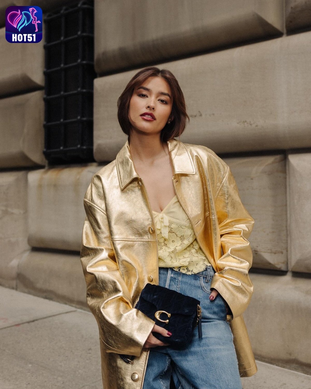 Read more about the article Beautiful Liza Soberano’s Stunning Gorgeous Photos on HOT51 Platform