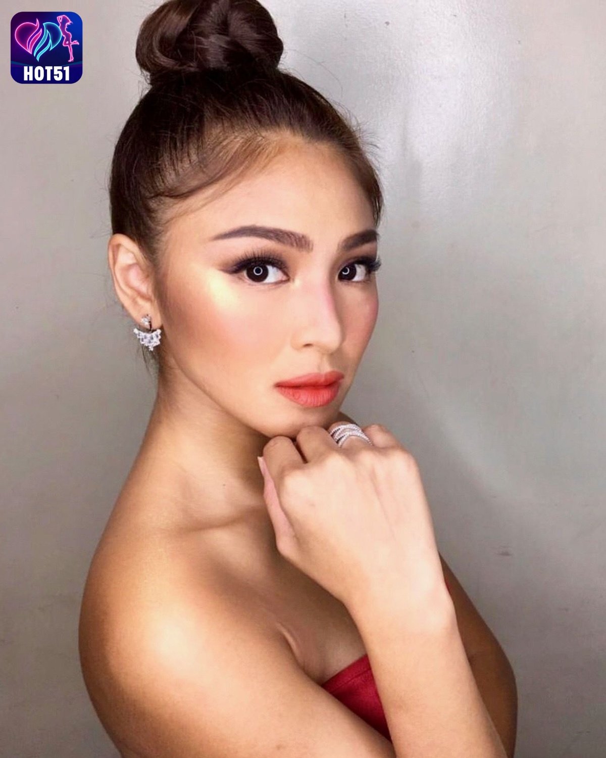 You are currently viewing Beautiful Nadine Lustre Photos Stunning on HOT51 Platform