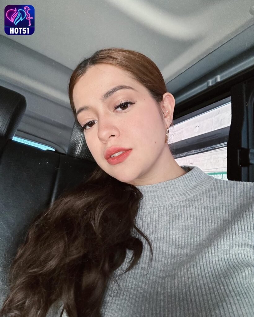 Sue Ramirez ,hot51live